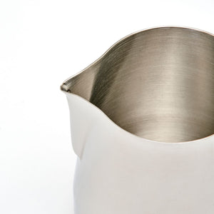 PITCHER RHINO CLASSIC MILK