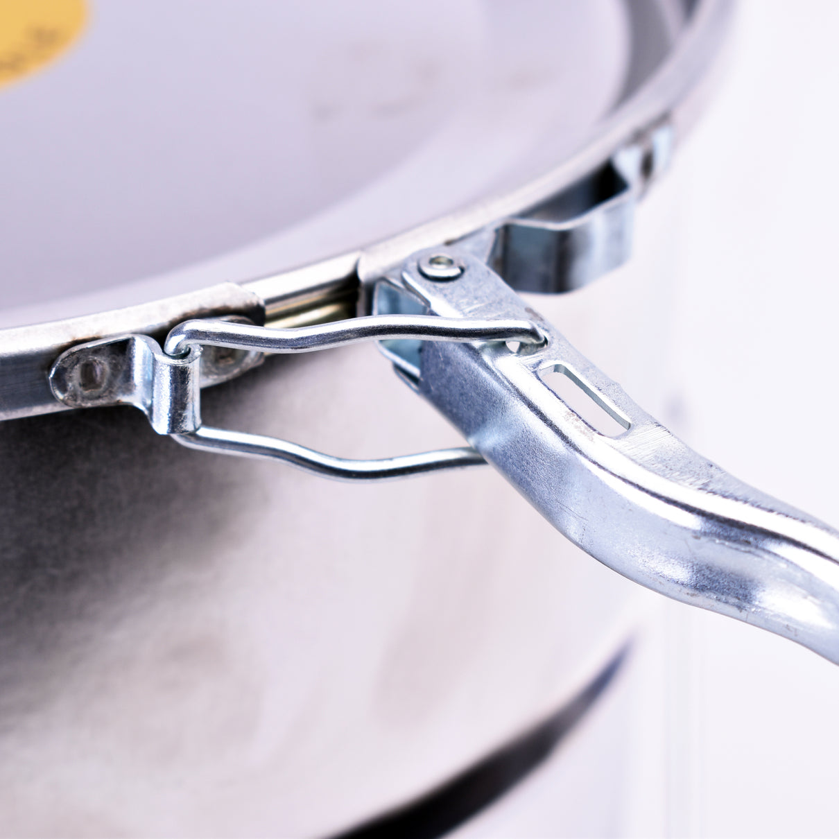 METAL HOBBOCK 05L WITH VALVE